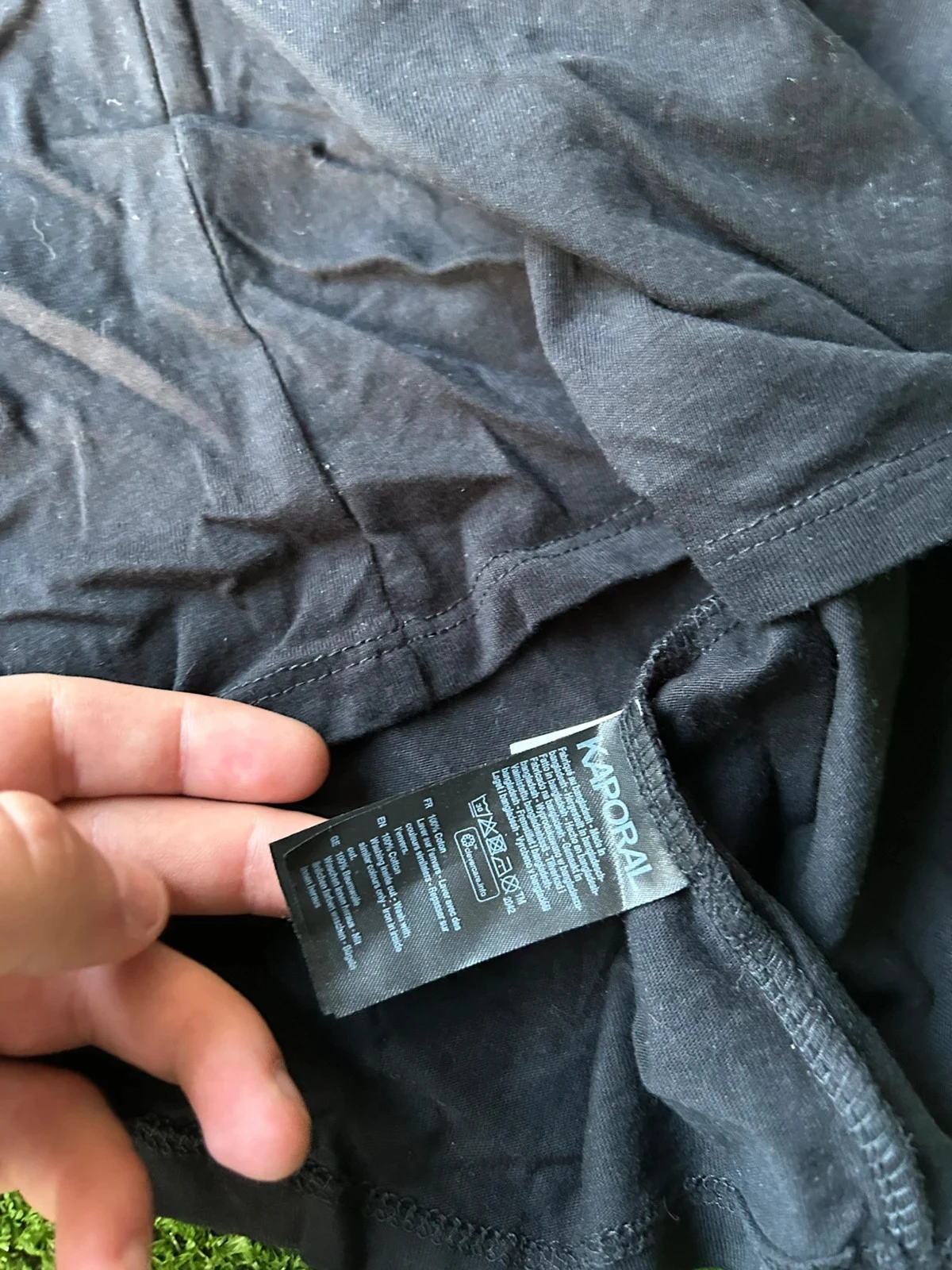Camiseta negra con estampado vintage Kaporal – photo 6